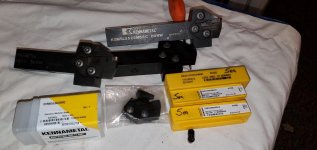 Kennametal 25mm grooving tools.jpg