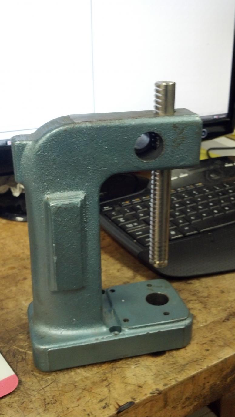 Please help identify this small arbor press